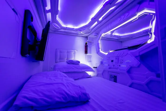 how long can you stay in capsule hotel